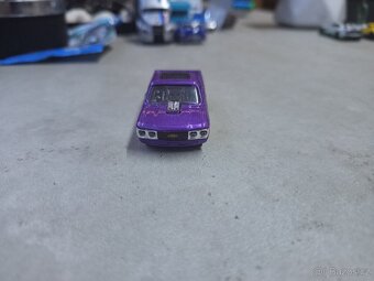 Hot wheels - 3
