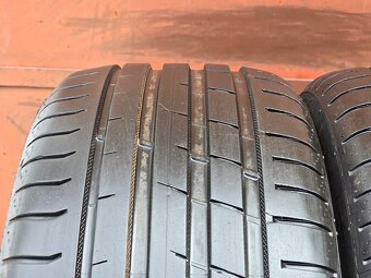 Letní Nokian 225/45/18XL - 3