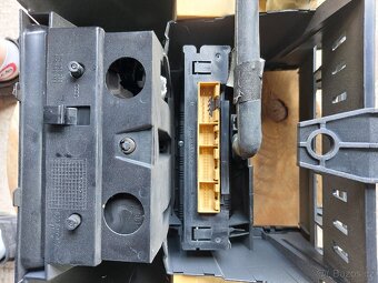 Kompletní středový panel Audi A3 vč. Klimatroniku - 3