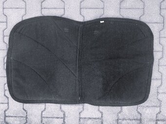 Černá podsedlová dečka GLOCKLER, drezurní - 3