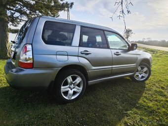 Subaru Forester 2.5 XT 169 kW Automat - 3