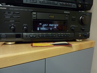 DCC Technics Digital Compact Cassette Deck RS-DC10 - 3