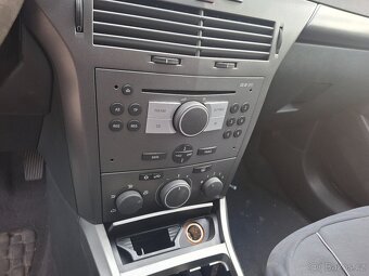 Opel astra H 1.4 16v - 3