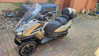 PEUGEOT Metropolis SW 400 - 3