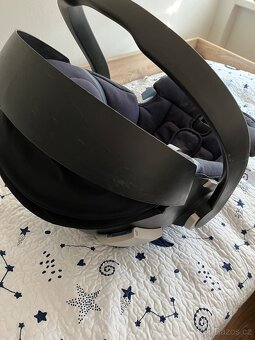 Vajíčko Cybex a isofix základna - 3