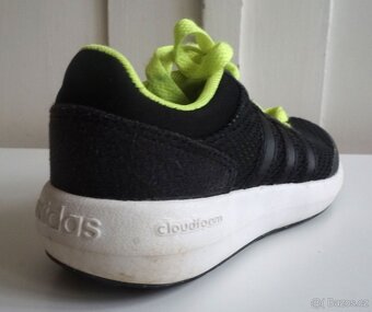 Dětské černé tenisky zn.ADIDAS vel.29, hezký stav - 3