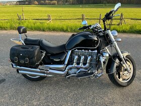 Triumph Rocket - 3