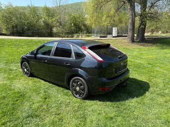 Ford Focus 1.8i 92kw, r.2010, 1.maj.,serviska, STK, klima - 3