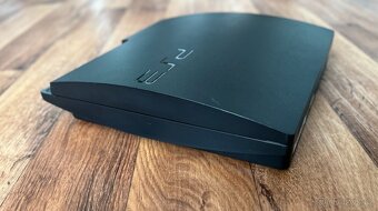 Sony Playstation 3 Slim (CECH-3004B) 320 GB černá - 3