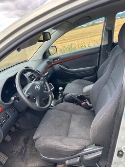 Toyota Avensis 2.2 110kw - 3
