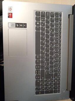 Lenovo ideapad 3 17ADA05 na díly - 3