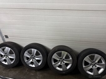 ALU Kola originál Škoda na pneu 185/60 R15 Continental - 3