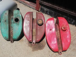 Jawa  50 pionýr, nádrže 3x - 3