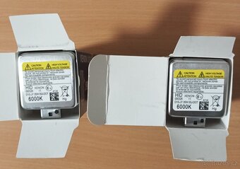 XENONOVÁ VÝBOJKA D1s - 3