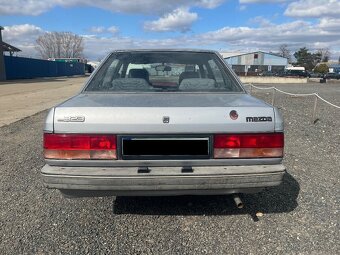 Prodám Mazda 323 BF sedan 1,6 (1987) rarita mezi youngtimery - 3