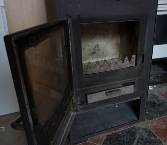 Prodám krbová kamna Mikron - 3