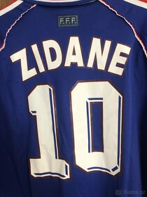 Zinedine Zidane - 3
