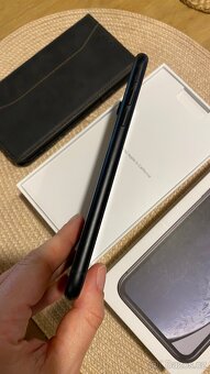 iPhone XR 64GB černý, top stav - 3