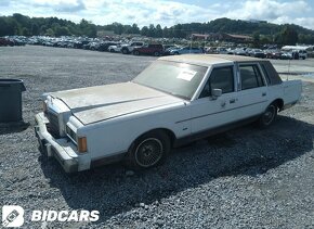 Lincoln 87 limo V8 - 3