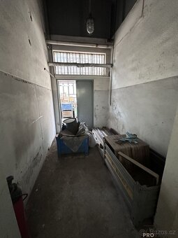 Pronájem skladu - dílny o výměře 47m2 v Adamově u Blanska - - 3