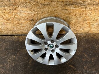 ORIGINÁLNÍ ALU DISK ŠKODA SUPERB 2 3T0601025B 7.0Jx17H2 ET49 - 3