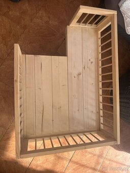 Domeček pro králíka + seník s WC - 3