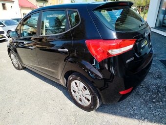 Hyundai ix20 1.4i 66 kW / r.v. 9/2011 / najeto 157.962km - 3