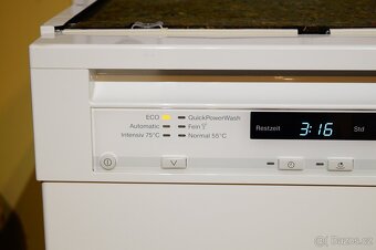 Miele bílá vestavná myčka G 4720 SC šíře 45 cm - 3