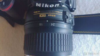 Prodám fotoaparát digitální Nikon 3200,a objektiv novy - 3