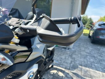 BMW G310 GS, šedá ( motor jen 1.500km ) - 3