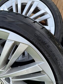 Letní Alu kola 19” VERITATE originál Škoda Superb 4 - 3