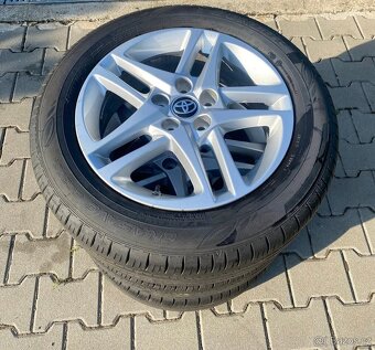 Sada originál litých kol kola pneumatiky Toyota - 3
