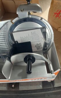 NAŘEZAK KRAJEČ POTRAVIN NOVY - 3