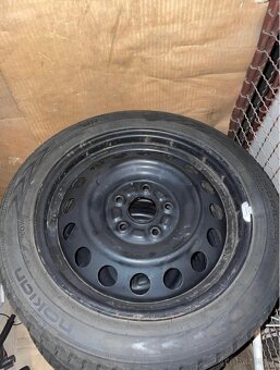 Zimní pneu 195/50 R16 - 3