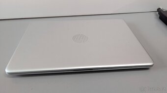 HP Laptop 14" FHD Intel i5 16GB 128GB SSD + 1TB HDD R530 W1 - 3