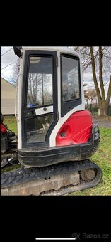 pasový bagr Kubota - 3