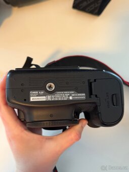 Canon EOS 80D tělo, zrcadlovka - 3