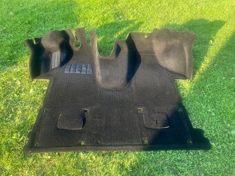 Prodám podlahu caravelle T5 long s kobercem - 3