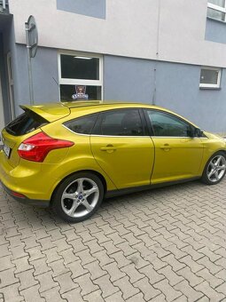 Ford focus - 3