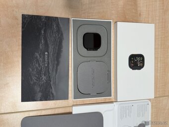 Apple Watch Ultra 2 49mm Černý titan s černým trailovým tahe - 3