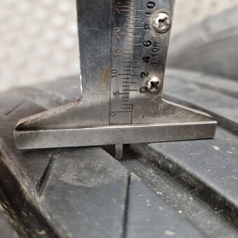 2x Letní 215/60 R16 5,5mm+
- 3