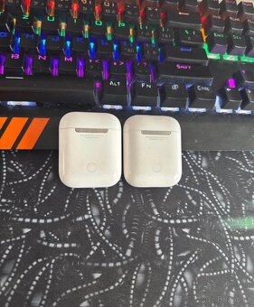 Apple AirPods 2019 - 3