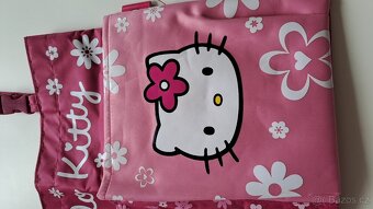 Kapsář Hallo Kitty do školky. - 3