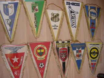 světové fotbalové kluby - vlaječky - 3