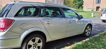 Opel Astra H - 3