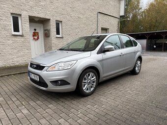 FORD FOCUS II 2,0i 107kW GHIA KŮŽE,STK,HATCHBACK - 3