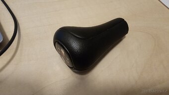 Hlavice řadící páky BMW - 3