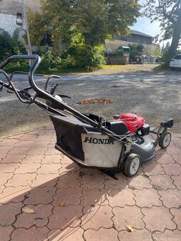 Sekačka HONDA HRZ 536 - 3