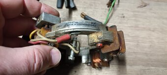 Babetta 210 - stator zapalování - 3