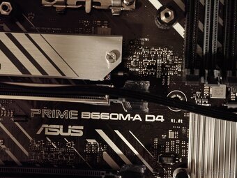 Asus Prime b660m-a d4 - 3